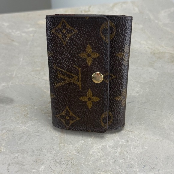 Louis Vuitton Monogram MultiClé 6-Key Case Used Authentic Gift EUC - Picture 1 of 9